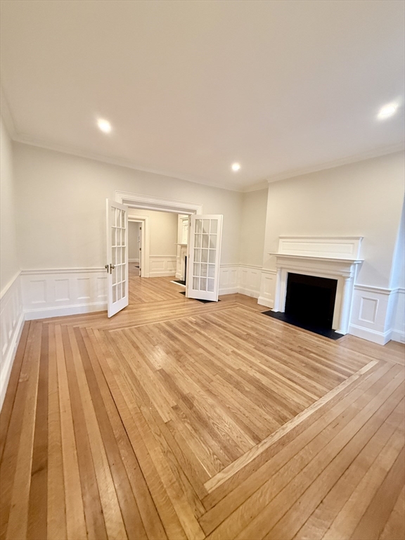 1726 Beacon St # 1726