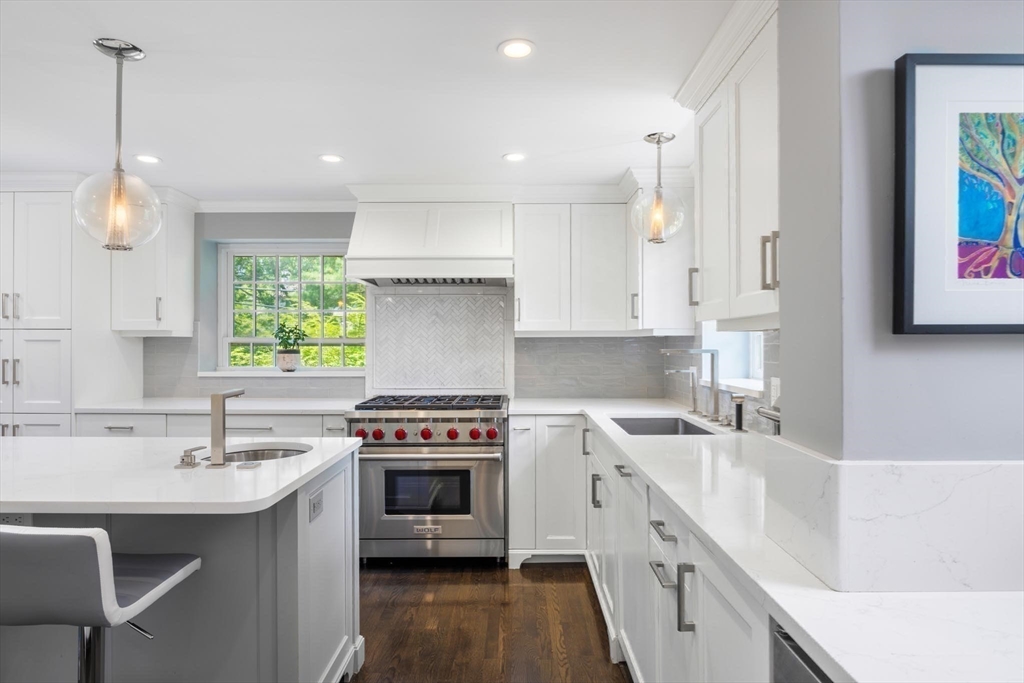86 Waban Ave