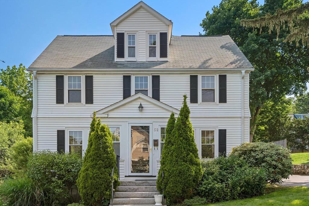 52 Myrtle St