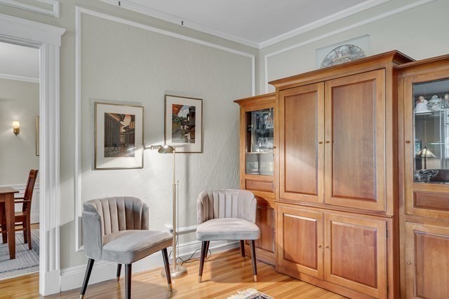 15 Thatcher St # 2 Unit: F2-2