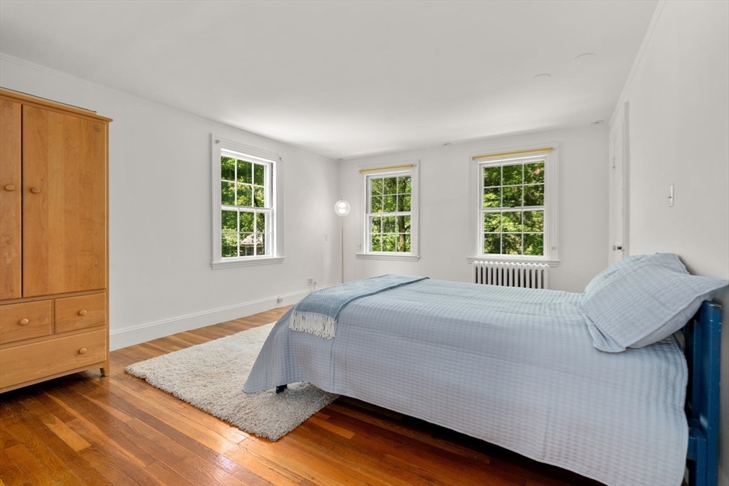 30 Edge Hill Rd