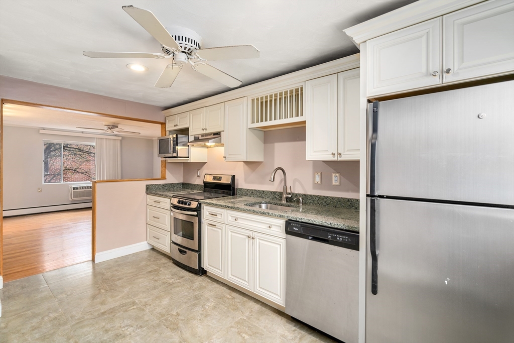 60 Bryon Rd # 3