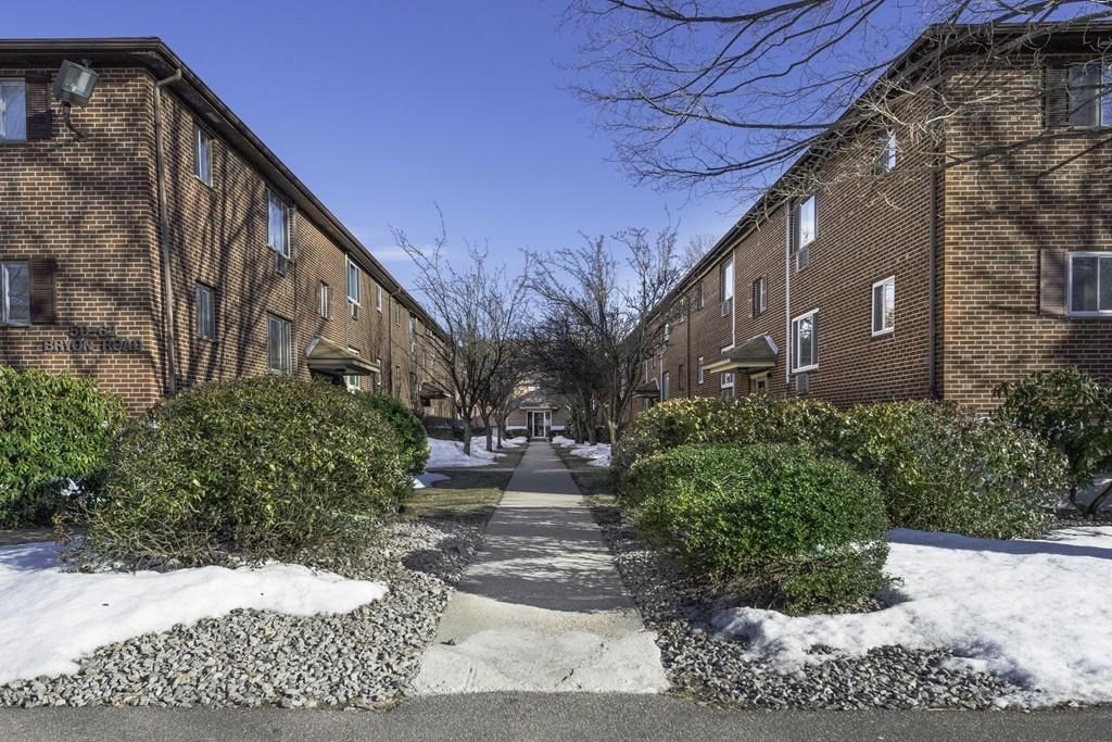 60 Bryon Rd # 3