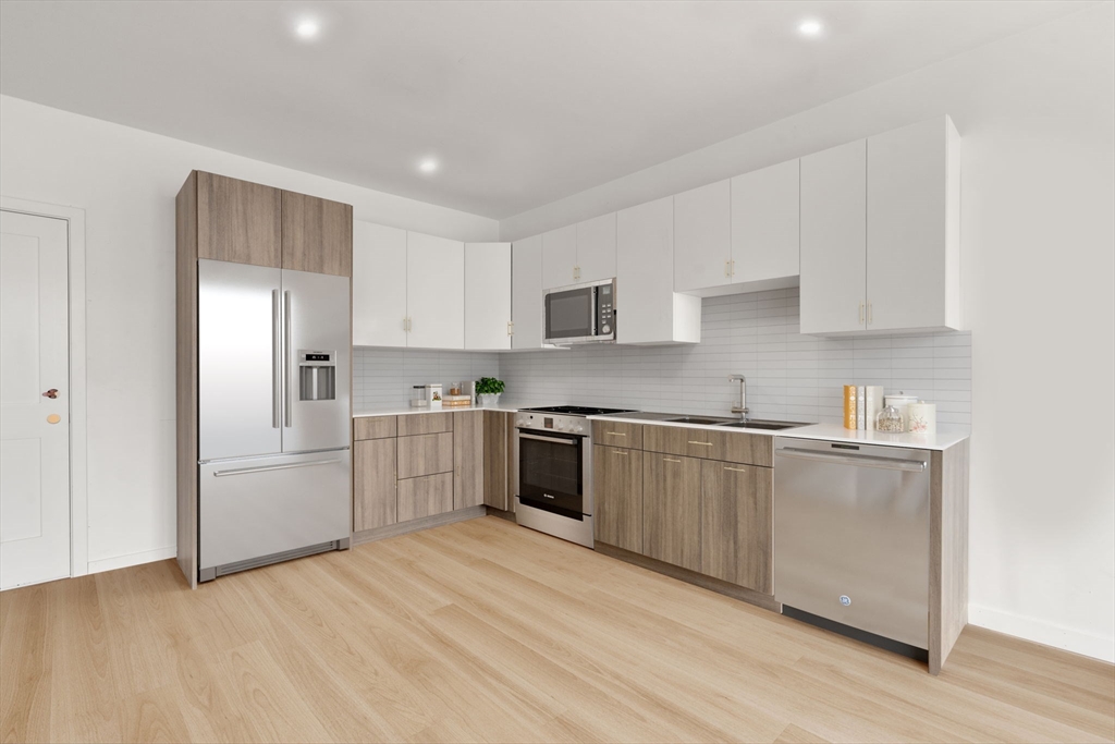 40 Centre St # 507