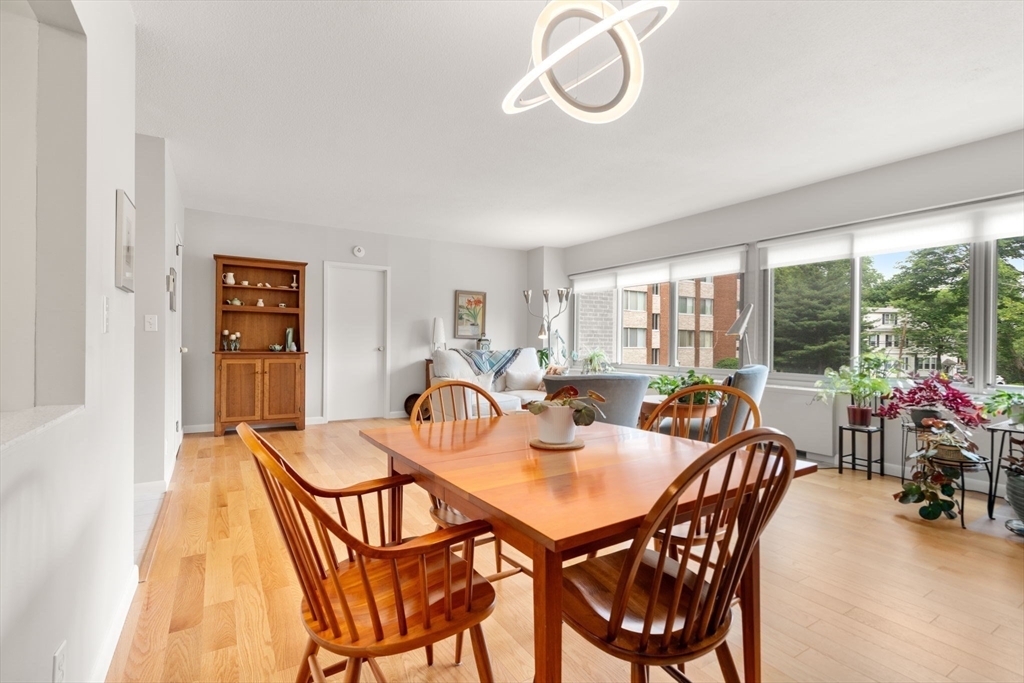 22 Chestnut Pl # 111