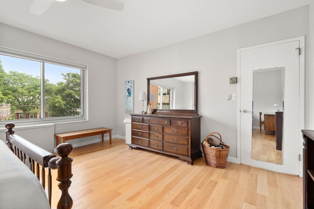 22 Chestnut Pl # 111