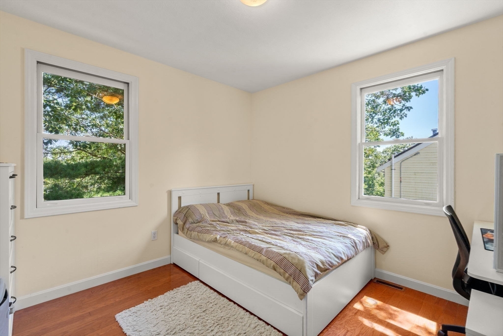 33 Furbush Rd