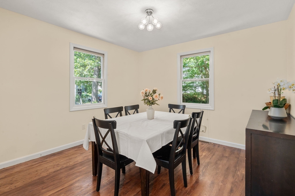 33 Furbush Rd