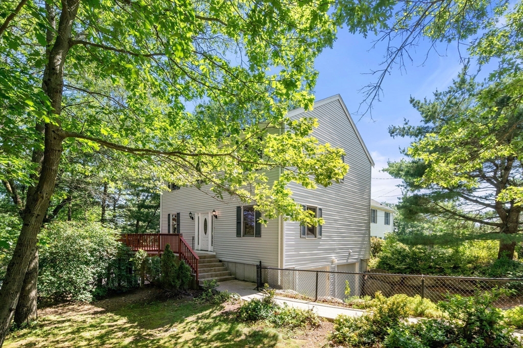 33 Furbush Rd