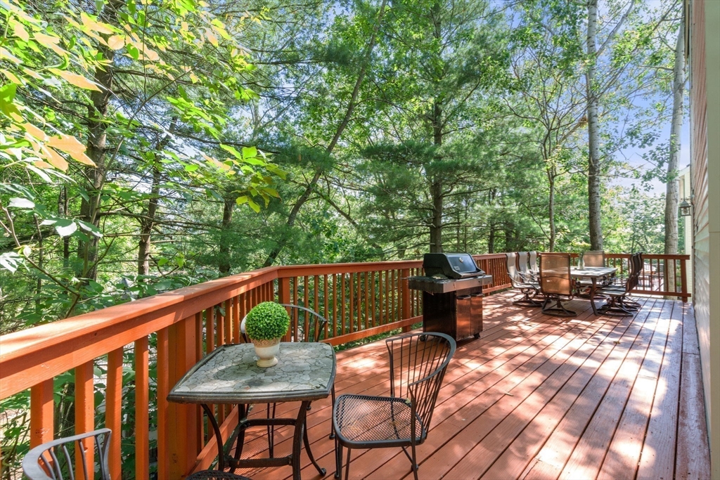 33 Furbush Rd