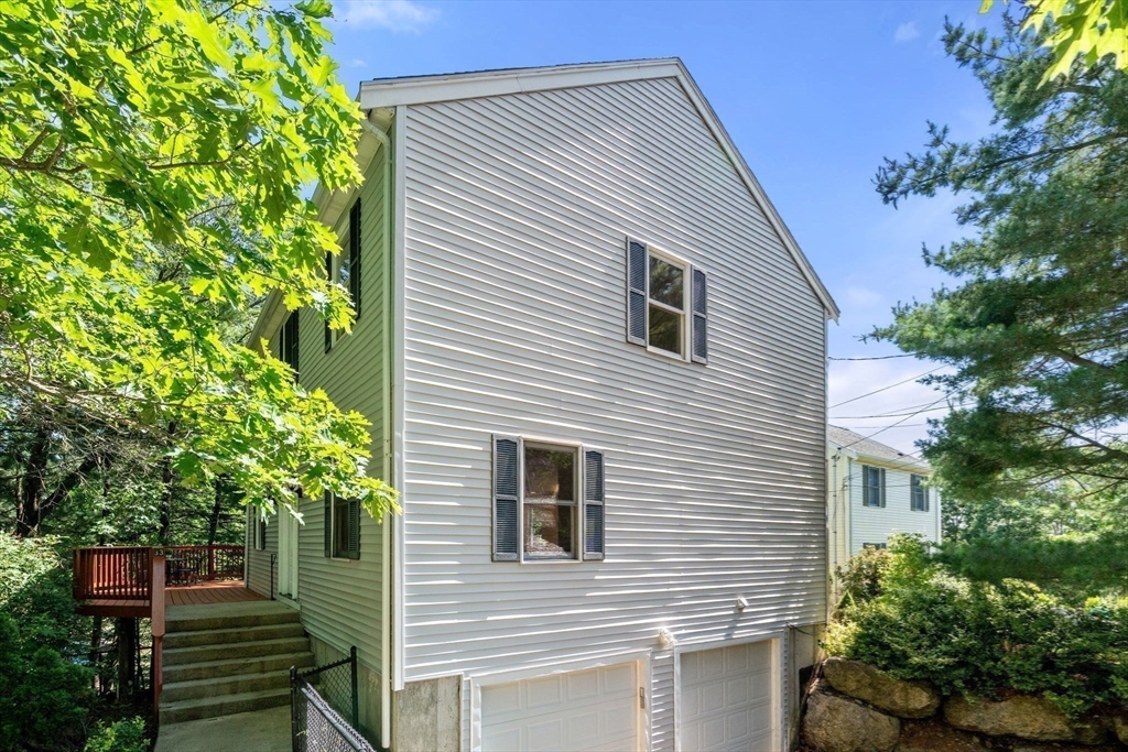 33 Furbush Rd