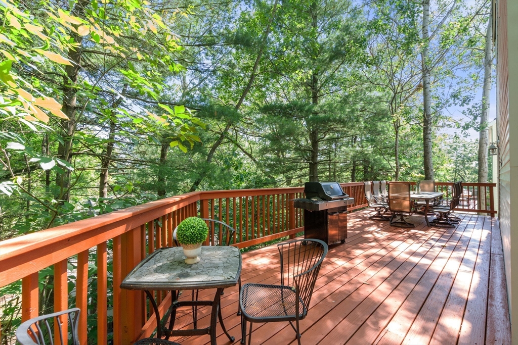 33 Furbush Rd