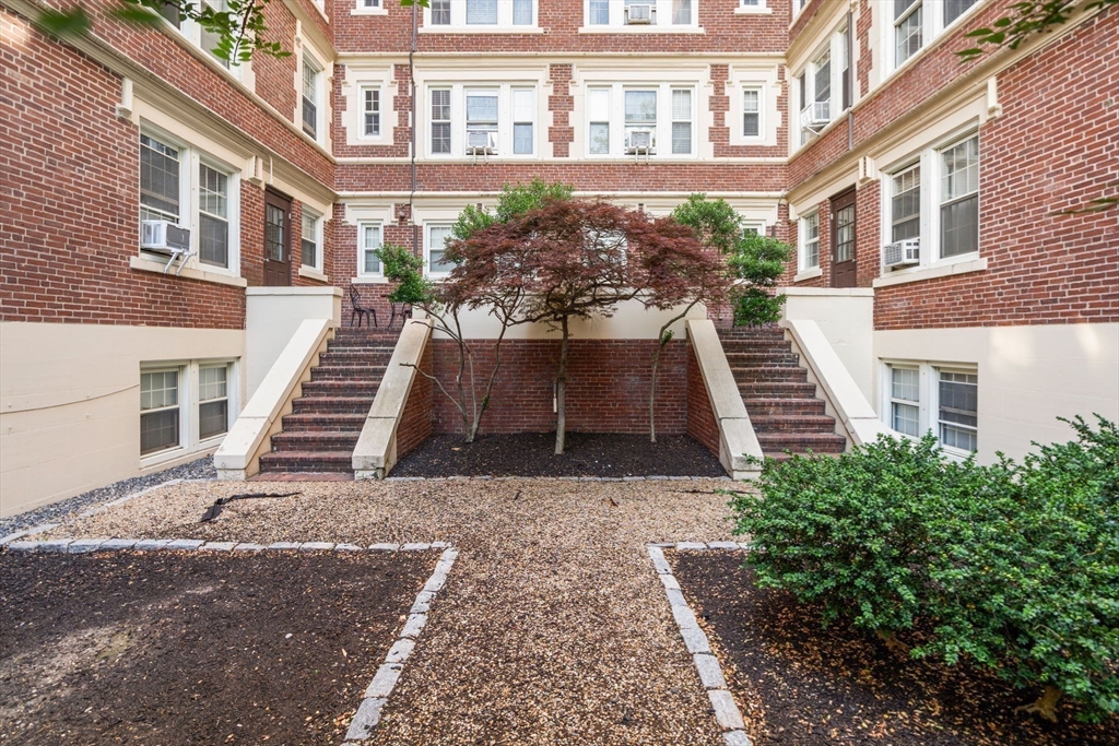 1450-1454 Beacon St # 301