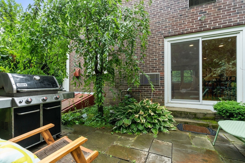 2 Town House Dr # 2