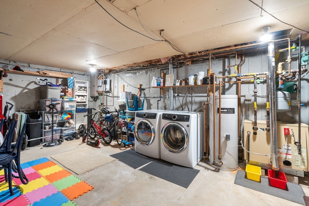 2 Town House Dr # 2