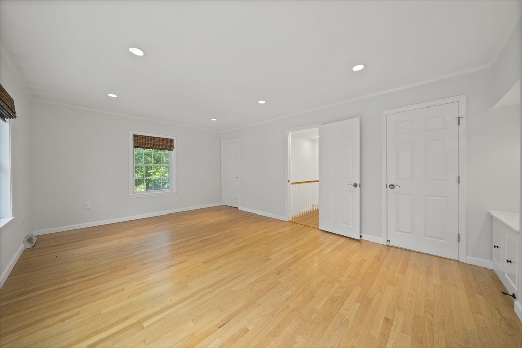 160 Pine St # 10