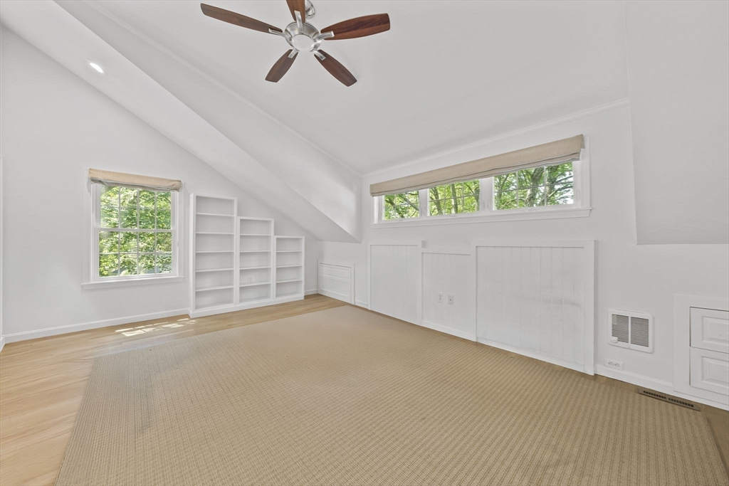 160 Pine St # 10