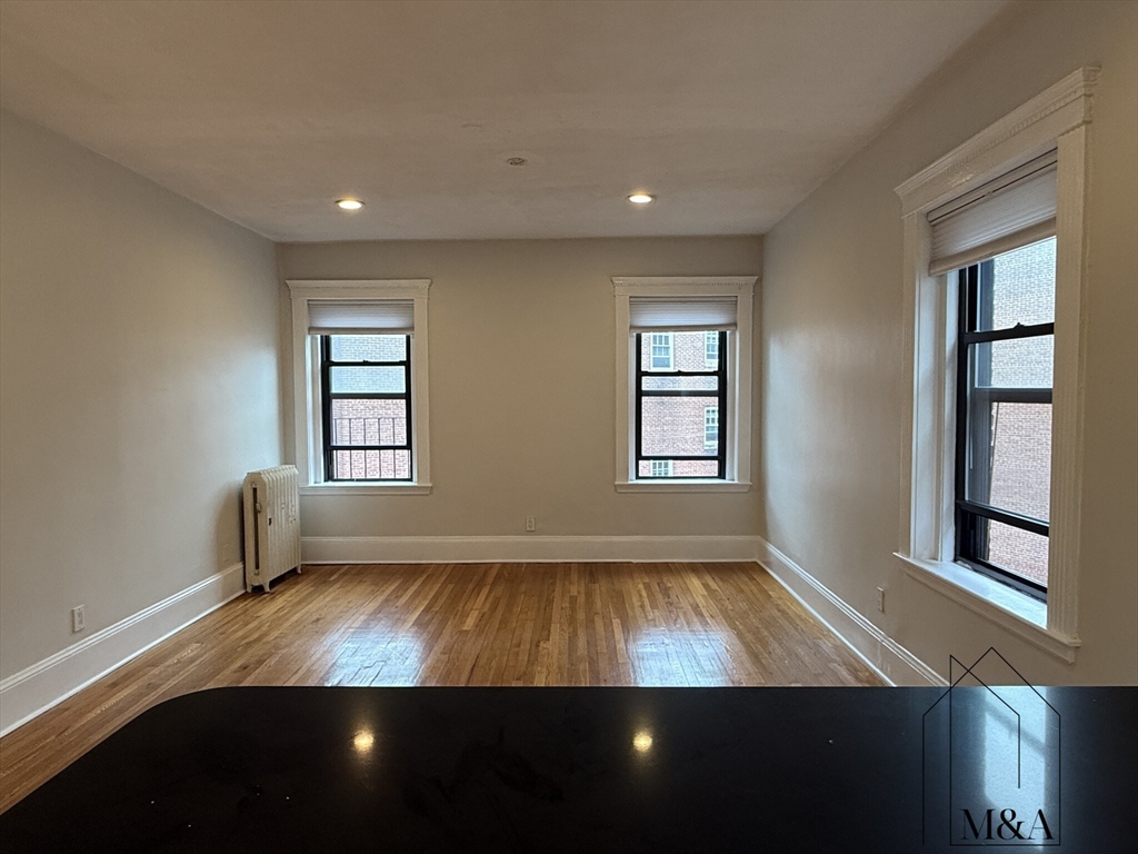 30 Kilsyth St # 22