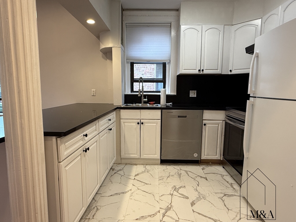 30 Kilsyth St # 22