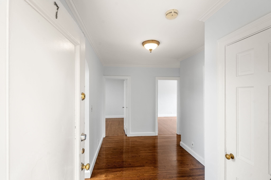 88 Strathmore # 7