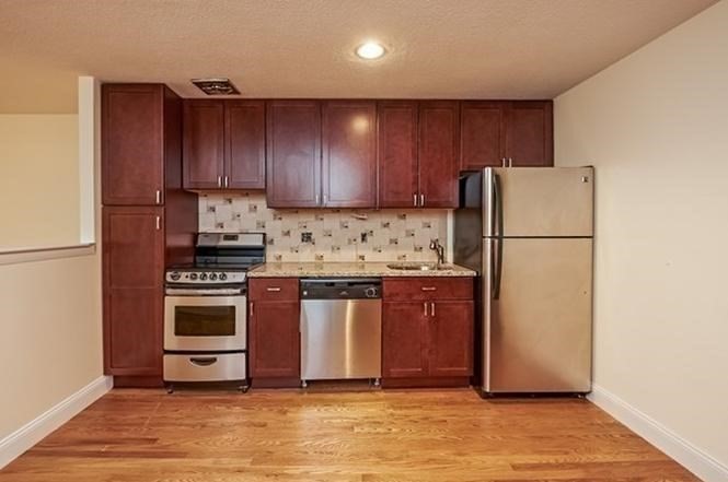 50 Green Street # 214