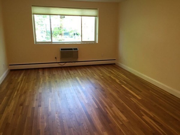 50 Green Street # 214