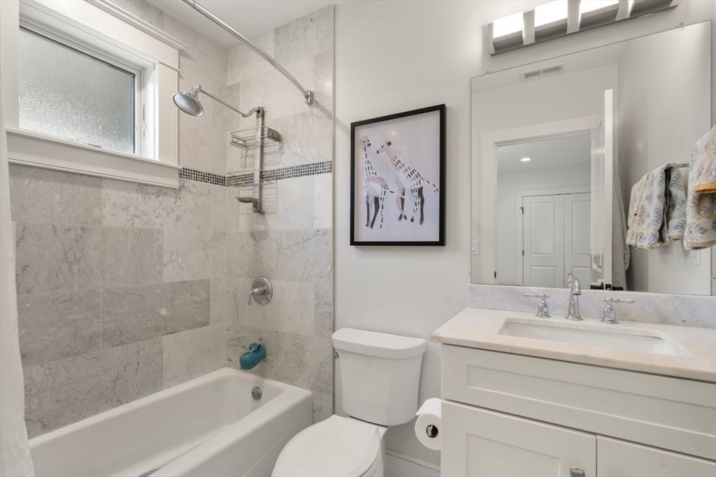 32-34 Winchester Rd # 32