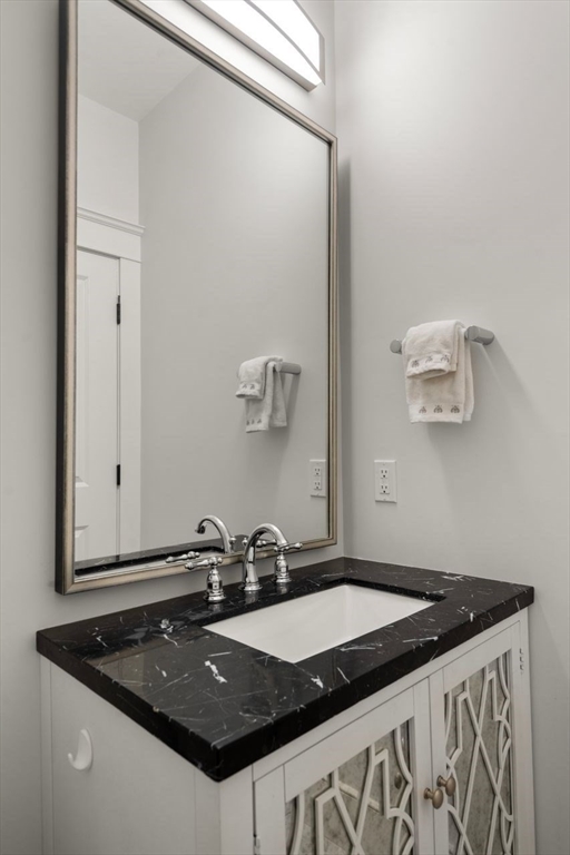 32-34 Winchester Rd # 32