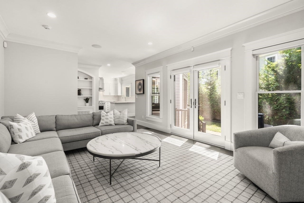 32-34 Winchester Rd # 32