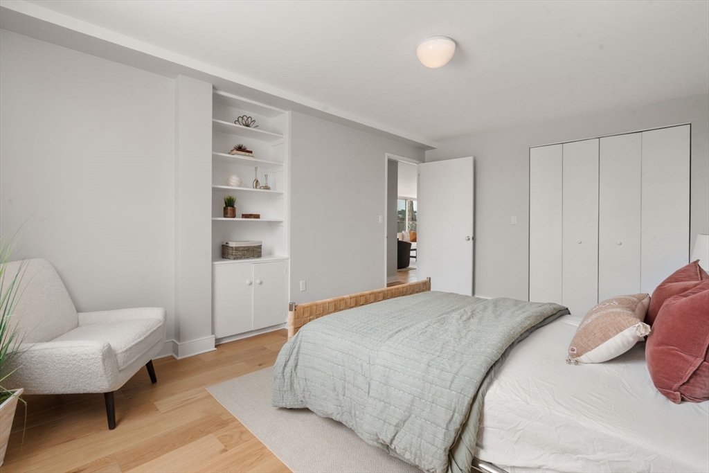 45 Longwood Ave Unit: PHA