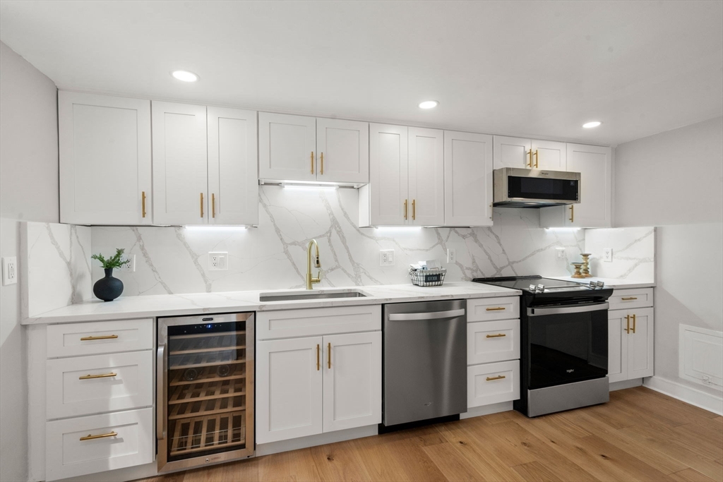 45 Longwood Ave Unit: PHA