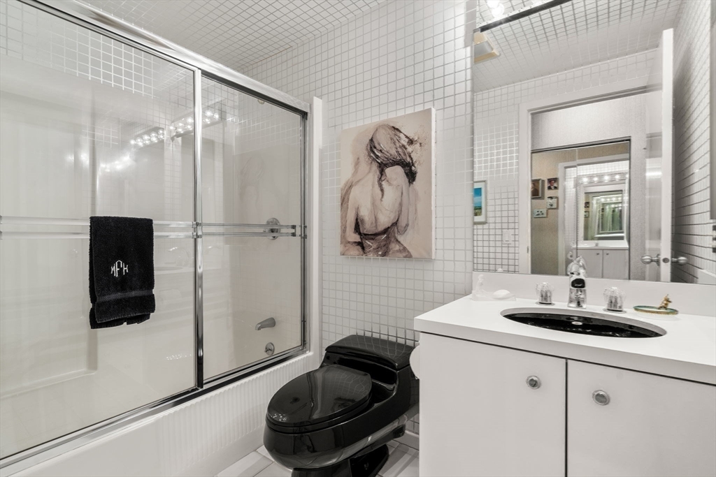 228 Allandale Rd # 1B