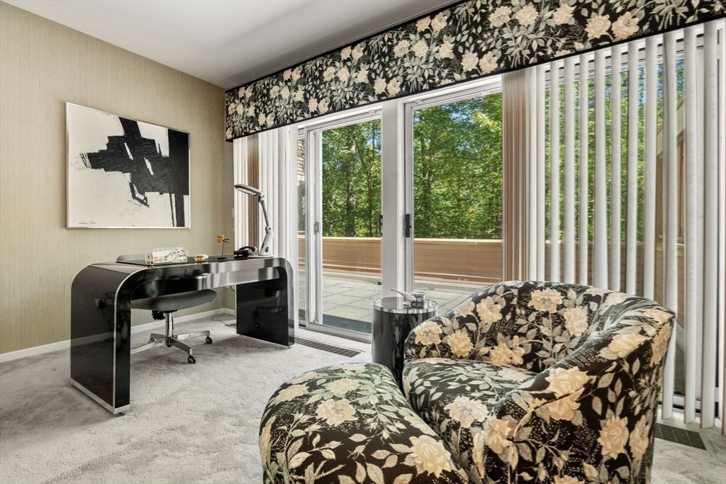 228 Allandale Rd # 1B