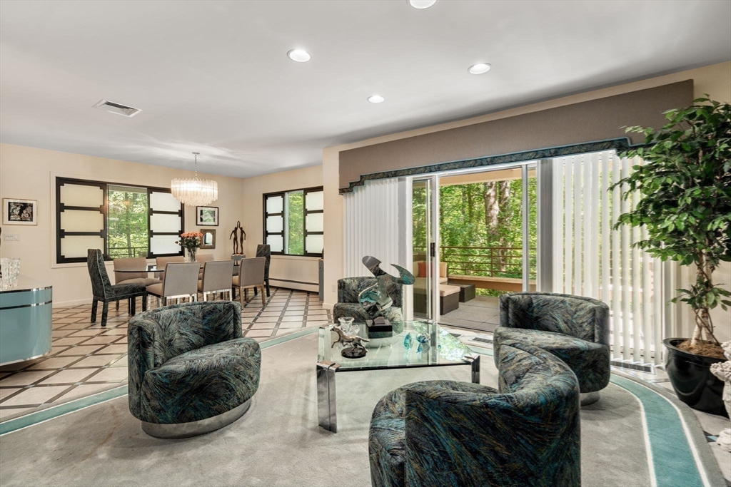 228 Allandale Rd # 1B