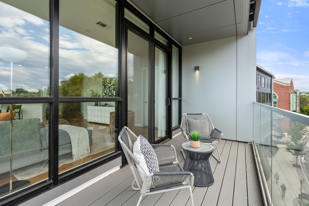 3531 Washington Street # 411