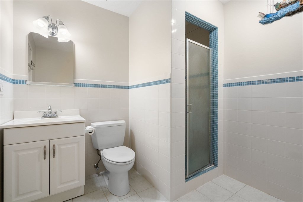 655 Saw Mill Brook Pkwy # 11