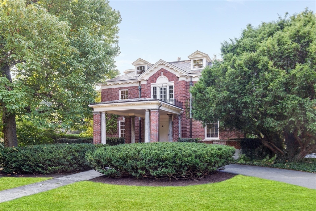 87 Hammond St