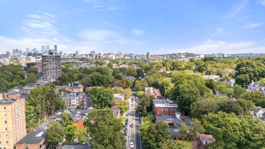 648 Washington St # 7