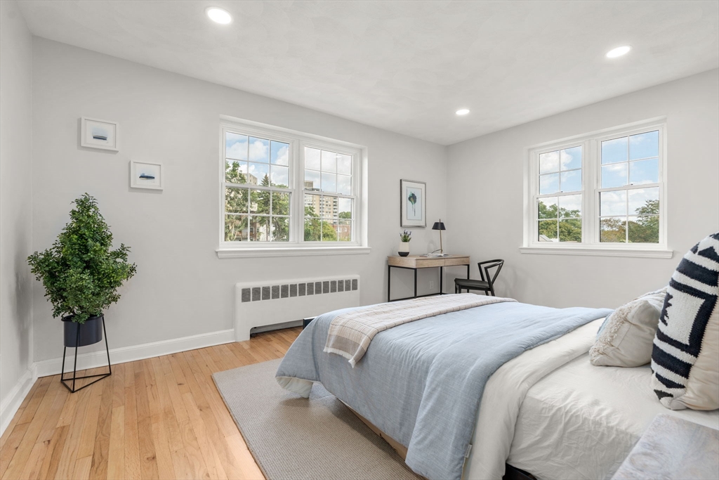 648 Washington St # 7