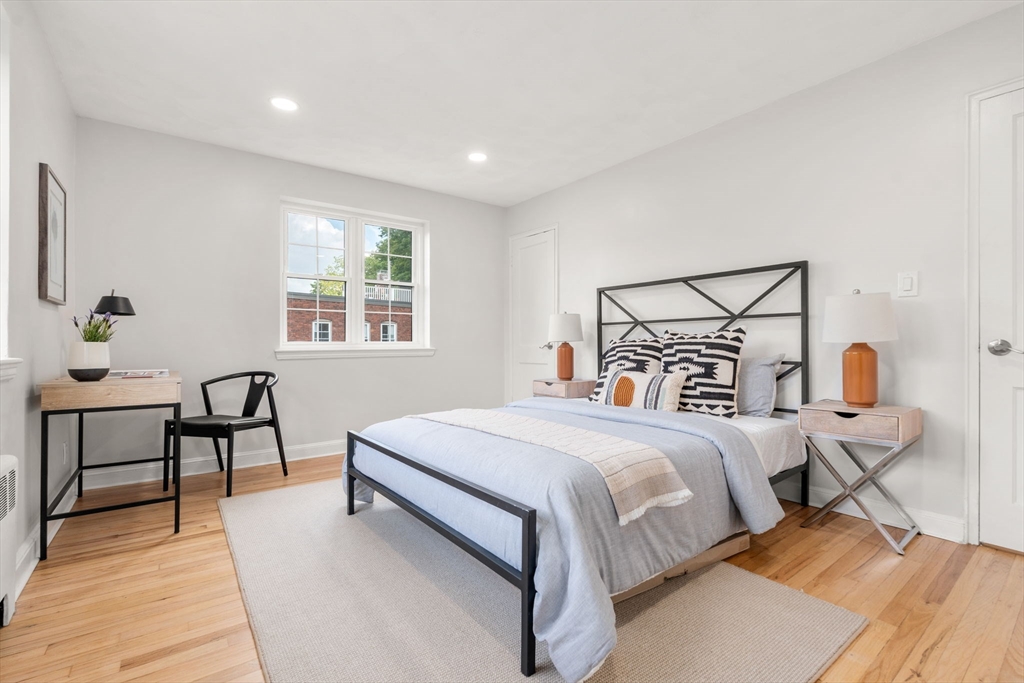 648 Washington St # 7