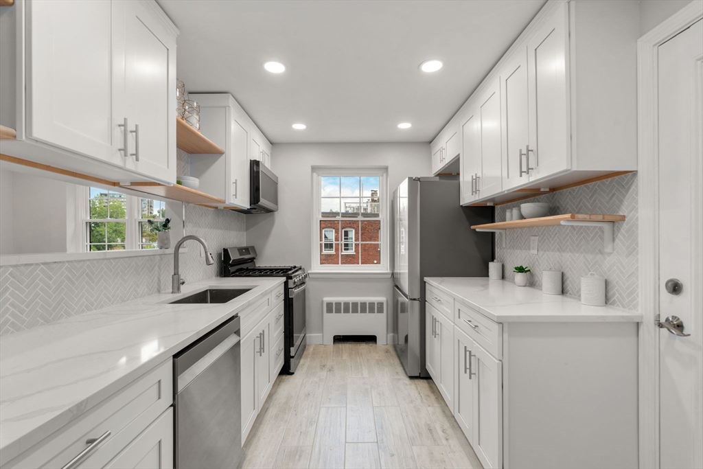 648 Washington St # 7