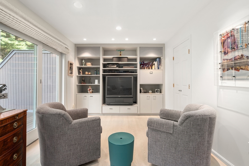 5 Heath Wood Lane # 5