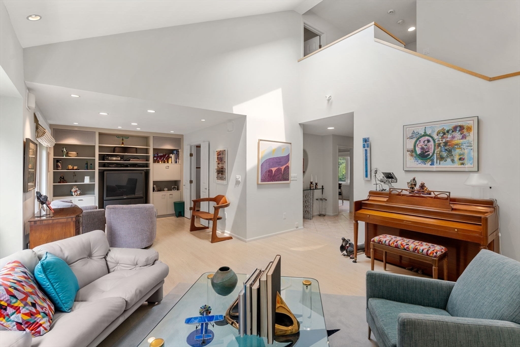 5 Heath Wood Lane # 5