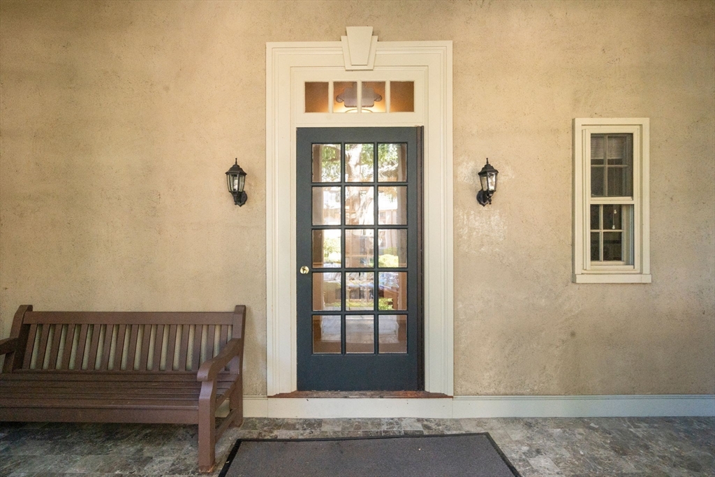 60 East Glen Road # 206