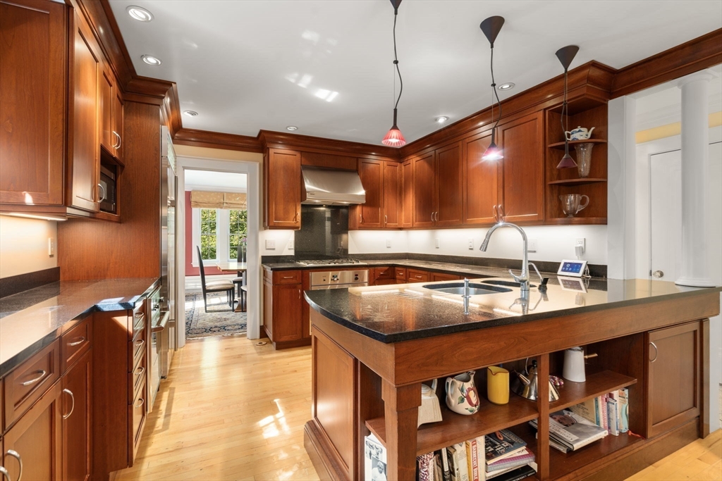 4 Hosmer Cir