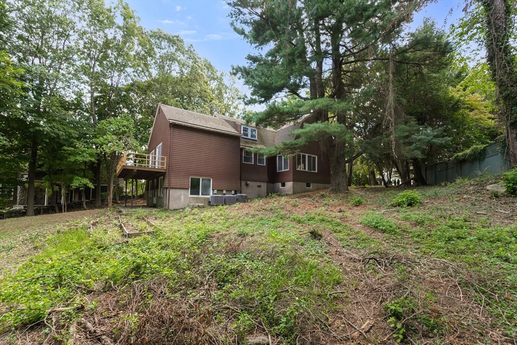 136 Dudley Rd