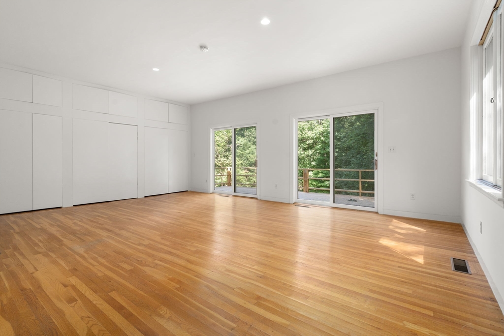 136 Dudley Rd