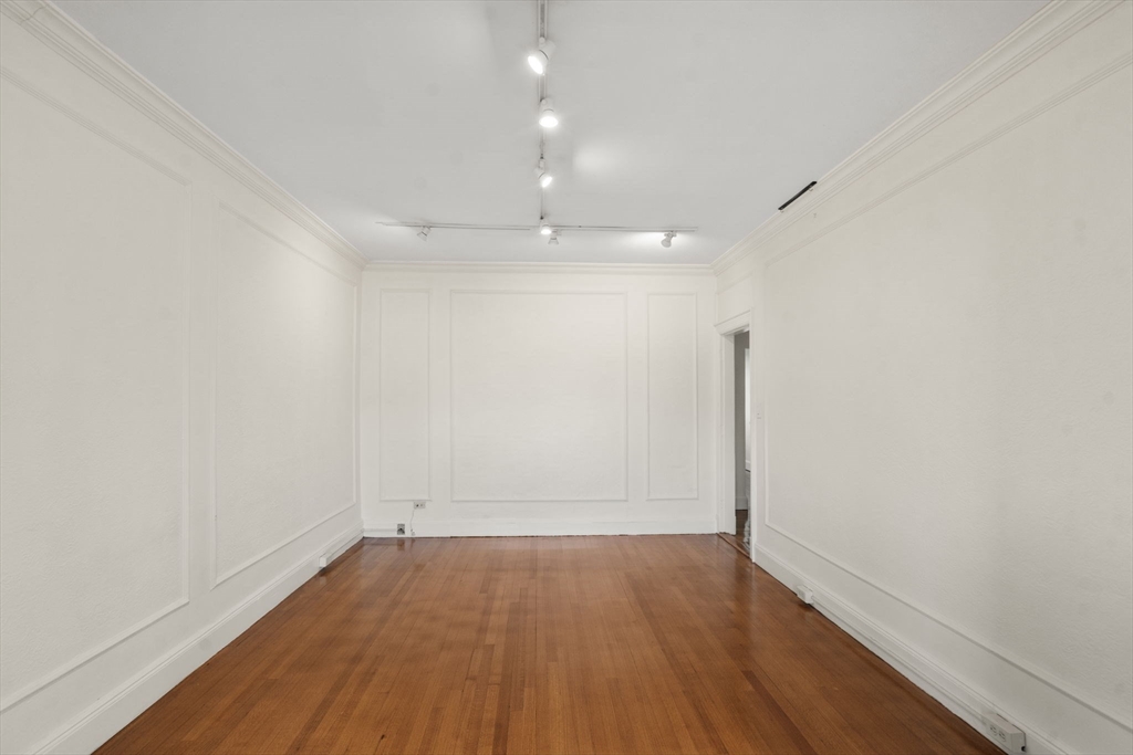 114 Saint Paul Street # 5