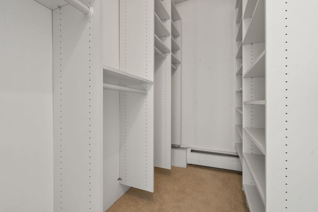 250 Hammond Pond Parkway # 615N