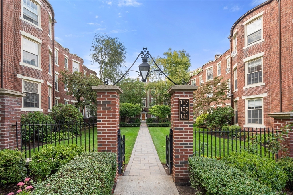 141 Beaconsfield Road # 1